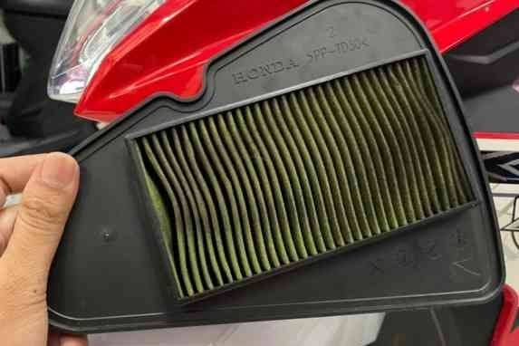 wajib-tahu,-ini-dampak-buruk-filter-udara-motor-yang-tidak-pernah-diganti
