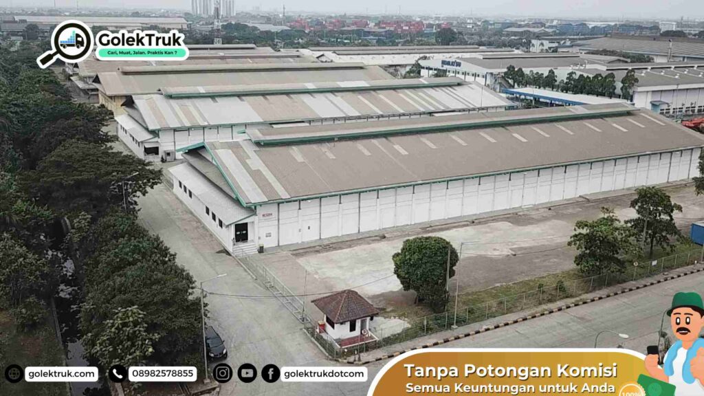 apa-itu-pusat-logistik-berikat:-rahasia-dari-manfaat,-4-fungsi,-dan-cara-kerjanya