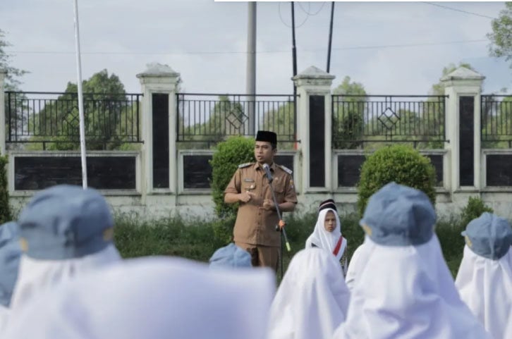 kumpulan-teks-amanat-pembina-upacara-berbagai-tema-untuk-sd-sma