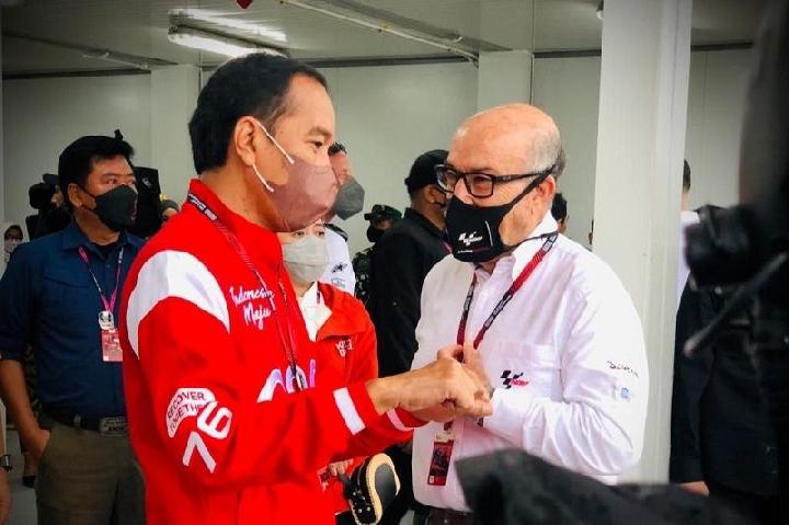 jokowi-pastikan-penyelenggaraan-motogp-indonesia-tetap-berlanjut