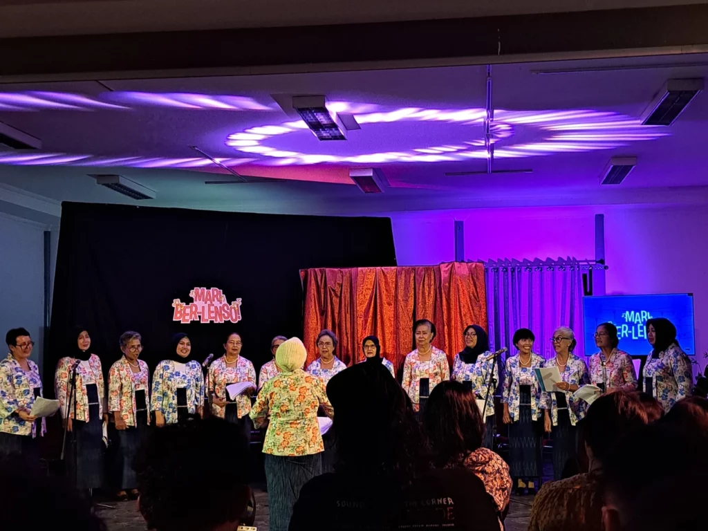 #perempuham:-femisida-dalam-tragedi-1965-dan-perempuan-bersuara-lewat-dialita-choir