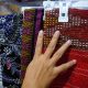 mengenal-ragam-baju-adat-batak,-dari-ulos-hingga-gorga