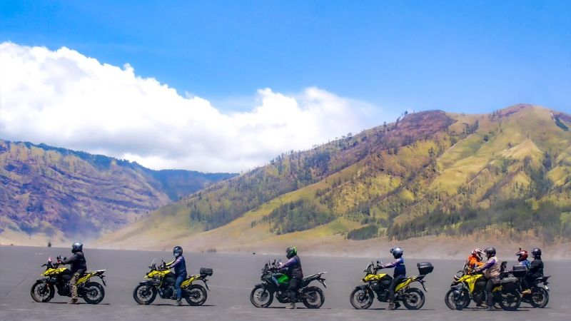 ulang-tahun-pertama-komunitas-v-strom-indonesia-owners,-jelajah-bromo