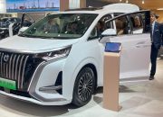 Bocoran BYD Denza D9 Rilis di Indonesia Desember 2024, Inikah Alphard Killer?
