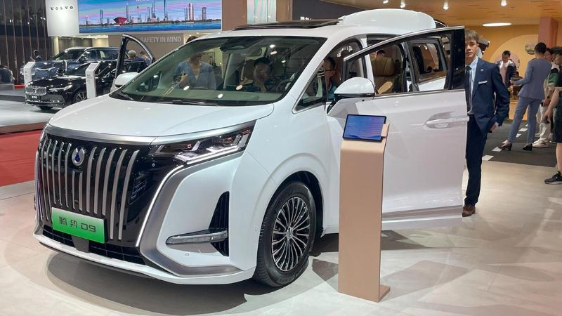 bocoran-byd-denza-d9-rilis-di-indonesia-desember-2024,-inikah-alphard-killer?