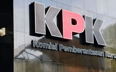 pansel-serahkan-nama-calon-dewas-kpk-ke-jokowi,-ada-benny-mamoto-hingga-mertua-kiky-saputri