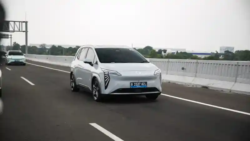 jualan-mpv-7-penumpang-di-indonesia-itu-suatu-keharusan,-kata-bos-aion