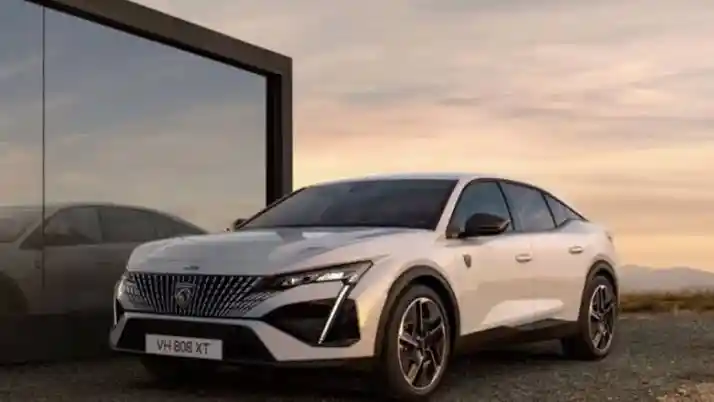 peugeot-tampilkan-deretan-ev-terbaru-di-paris-motor-show-2024