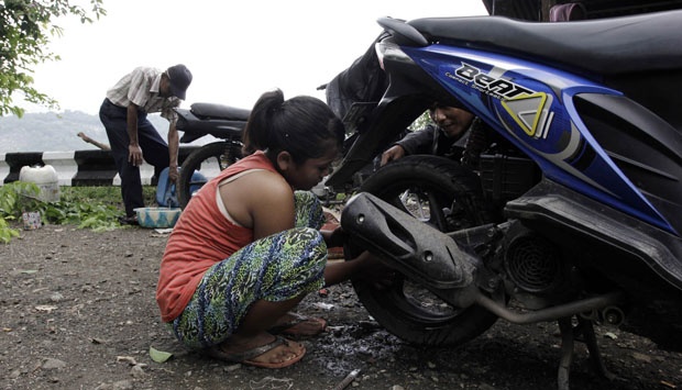 ban-motor-tidak-boleh-ditambal-terlalu-sering,-segini-batasnya