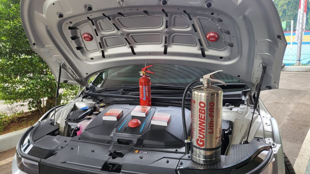 lith-pro,-apar-khusus-mobil-listrik-untuk-pemadaman-api-yang-lebih-optimal