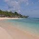 13-pantai-pasir-putih-di-indonesia-yang-wajib-masuk-daftar-kunjungan