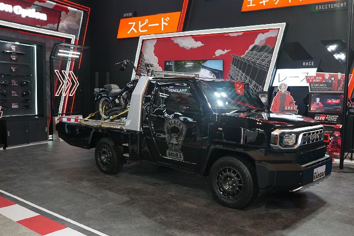 modifikasi-toyota-hilux-rangga-dan-fortuner-gr-sport-hadir-di-imx-2024