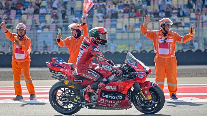 hasil-sprint-race-motogp-jepang:-bagnaia-juara,-pedro-acosta-jatuh-saat-memimpin