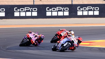 sprint-race-motogp-jepang:-bagnaia-juara,-marquez-podium,-acosta-apes!