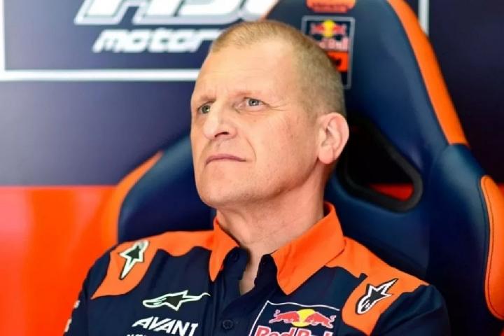 eks-manajer-marc-marquez-jadi-bos-tim-ktm-di-motogp-2025