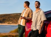 Pembalap F1 Daniel Ricciardo Bawa Ford Mustang Mach-E Melintasi Australia Barat