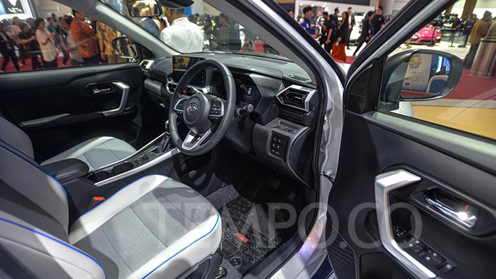 6-kebiasaan-ini-bisa-bikin-aki-mobil-soak