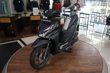 honda-tebar-promo:-beat-diskon-rp-1,2-juta,-cbr150r-diskon-rp-8-juta