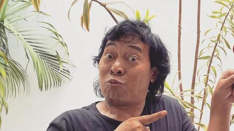 intip-koleksi-mobil-komeng-sebagai-anggota-dpd-ri,-kok-gak-ada-motor-yamaha?