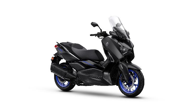 yamaha-xmax-connected-dapat-sentuhan-warna-dan-grafis-terbaru