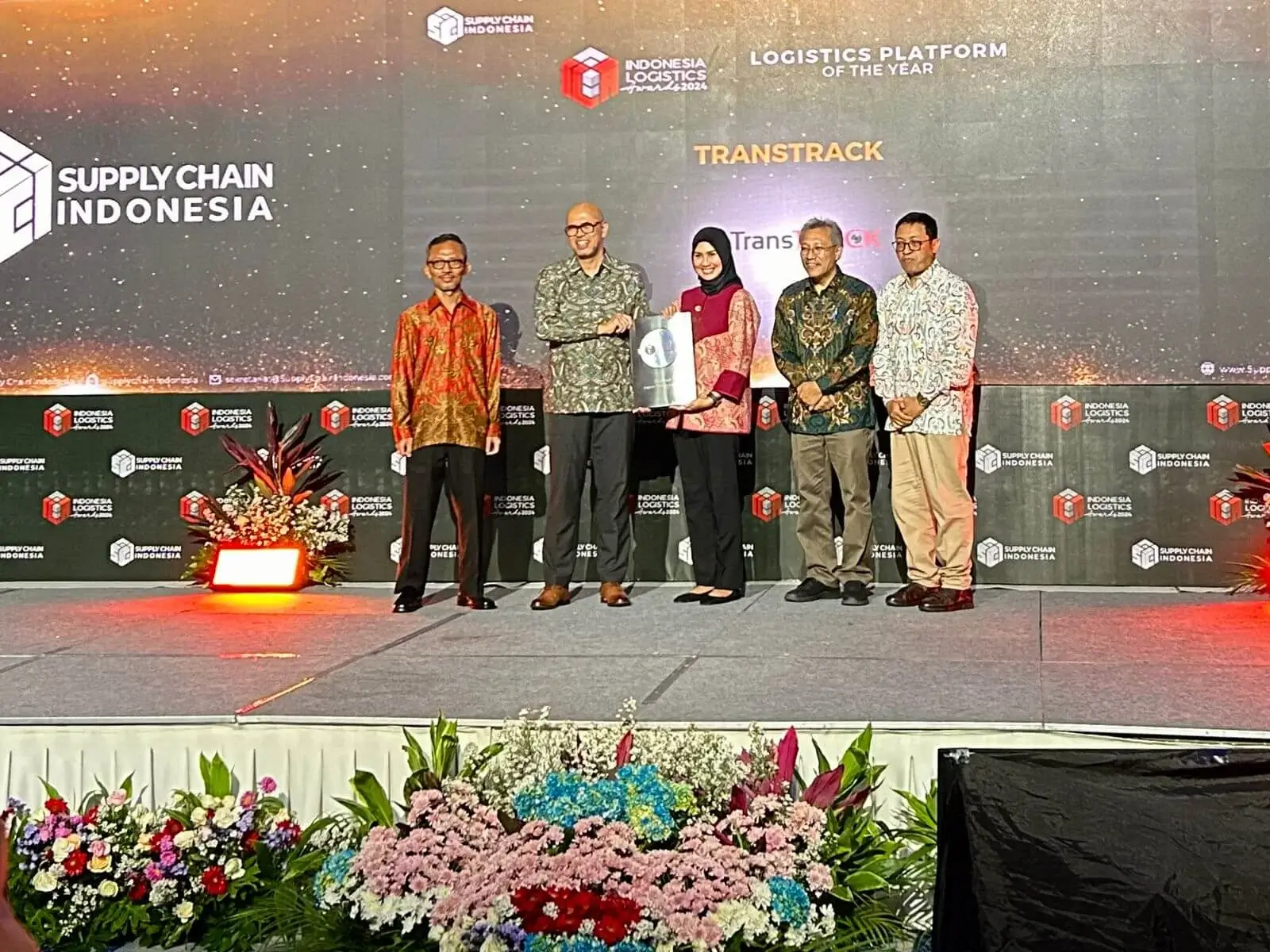 transtrack-raih-penghargaan-logistics-platform-of-the-year-di-supply-chain-indonesia-2024