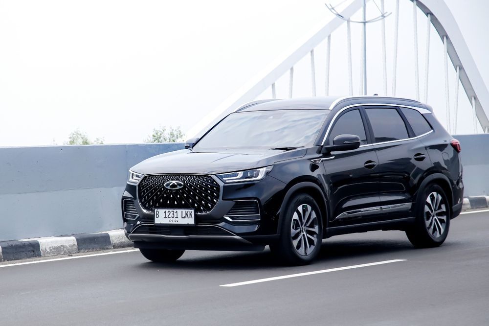 harga-beda-tipis,-apakah-spesifikasi-dan-chery-tiggo-8-comfort-mampu-kalahkan-honda-br-v-n7x?